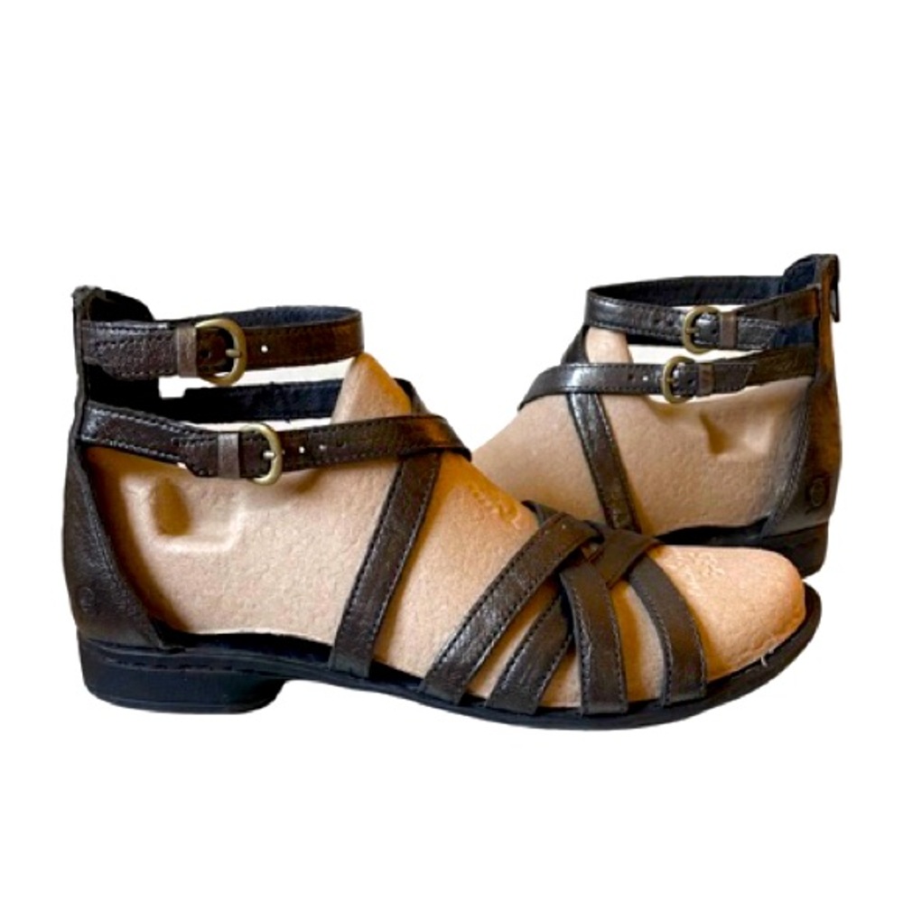 Born Metallic gladiator-style leather comfort sandles-Size 8.5